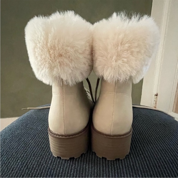 Union Bay Faux- Fur Lined Ankle Booties.  Size 8M
NEW WITHOUT BOX! - Picture 4 of 6